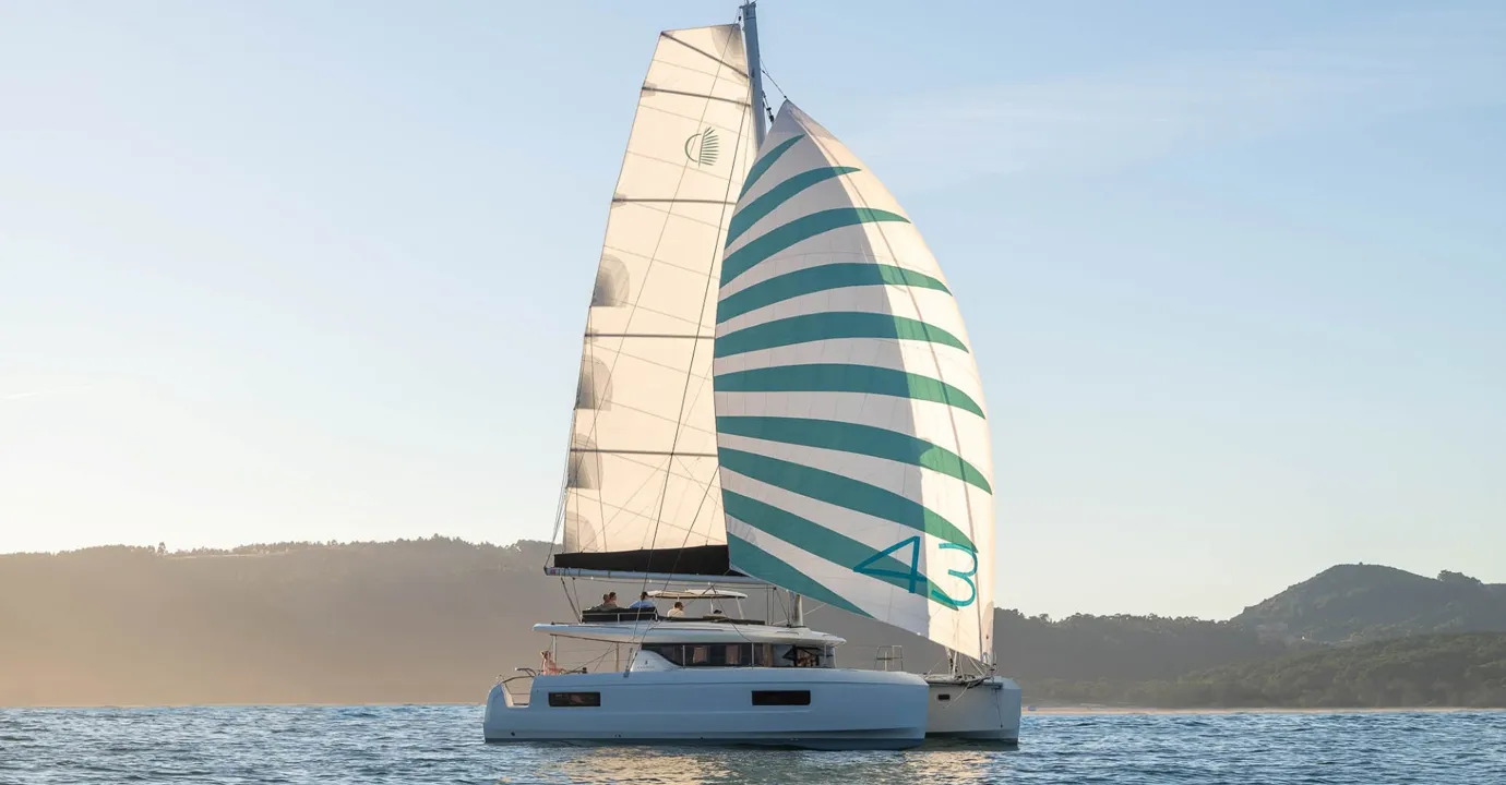 LAGOON_43_CATAMARANSBCN_8