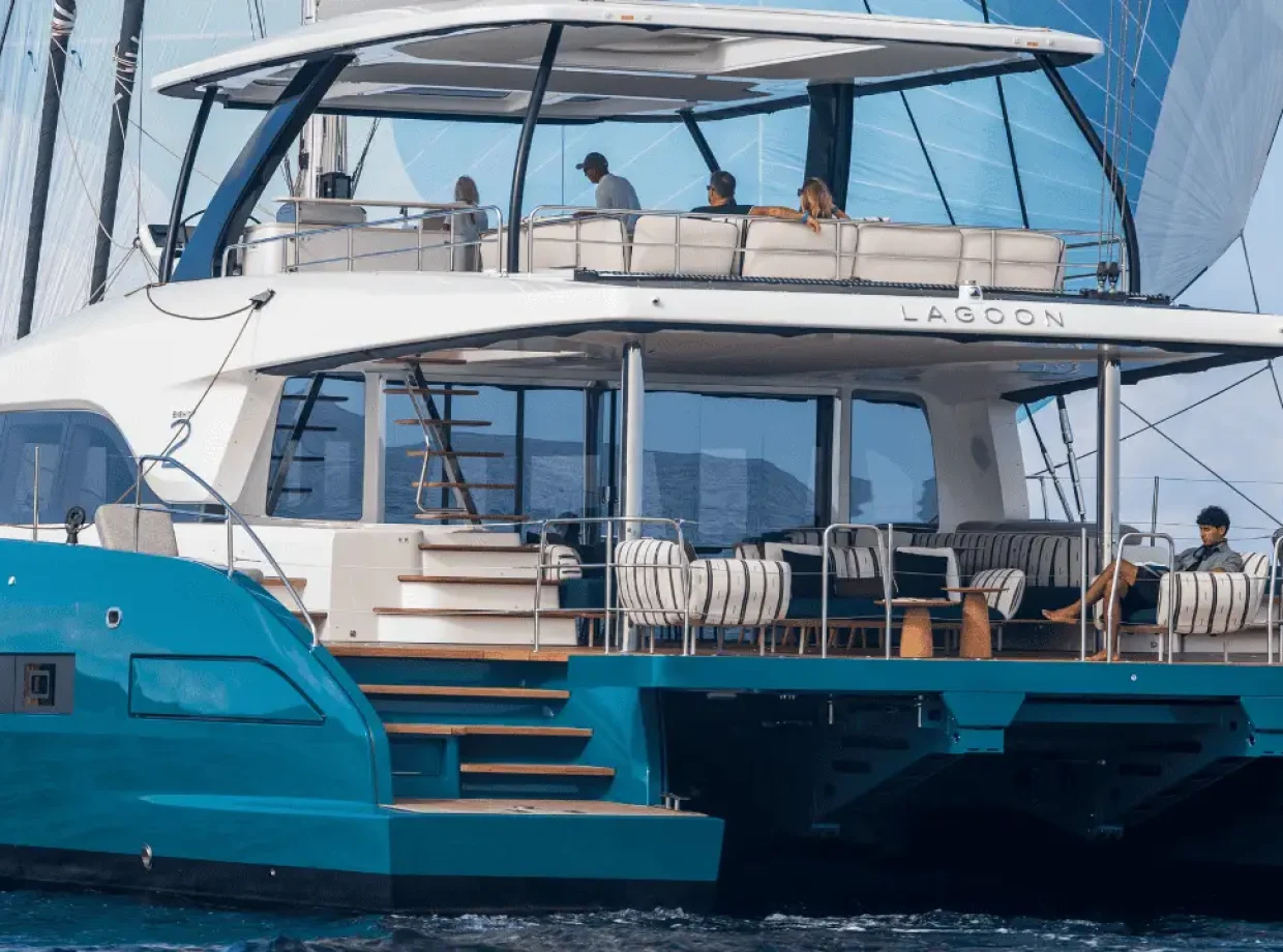 LAGOON-EIGTHY-2-CATAMARANSBCN_14